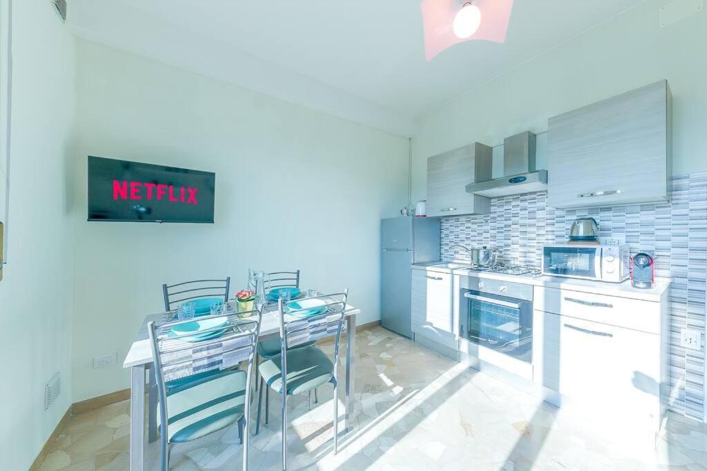 Navigli - Downtown - Duomo Spacious Two Bedroom Apartment - Close To Metro - Ac - Wi-Fi Milano Ngoại thất bức ảnh