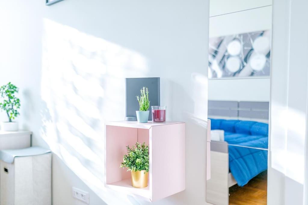 Navigli - Downtown - Duomo Spacious Two Bedroom Apartment - Close To Metro - Ac - Wi-Fi Milano Ngoại thất bức ảnh